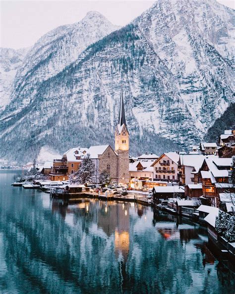 A Winter Fairytale In Hallstatt Austria Find Us Lost