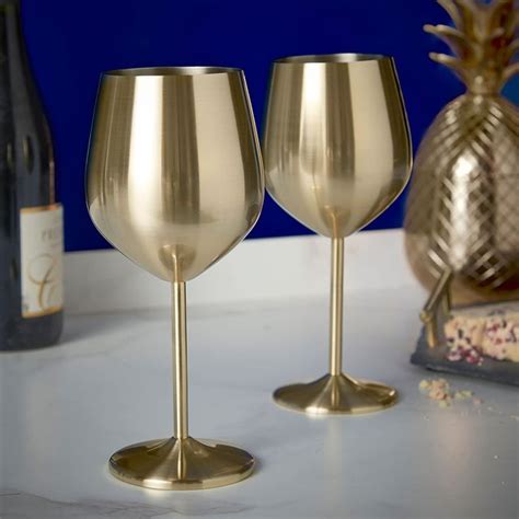 Where To Buy The Unforgettable Gold Wine Glasses On Love Is Blind
