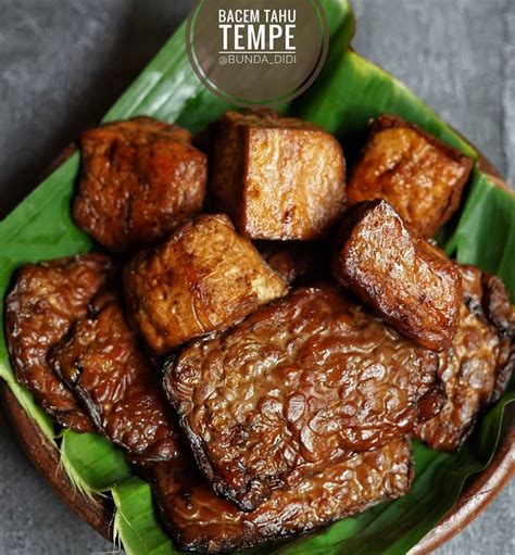 Bacem Tempe Tahu Kuah The Tofu And Tempe Are Braised In Coconut Water