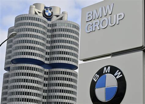 German Automaker Bmw Ramps Up Electric Vehicle Offerings Ap News