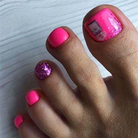 100 pedicure colors and design ideas — 24