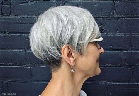 Learn About The Best Short Hairstyles For Women Over 60 With Glasses