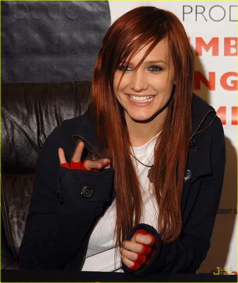 Ashlee Simpson Is A Ginger Girl Photo 972221 Ashlee Simpson Pictures Just Jared