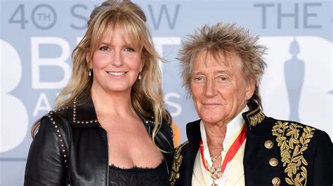 Rod Stewart S Wife Model Penny Lancaster Becomes London Police Officer Fox News