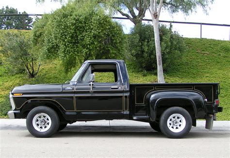 77 Ford F 100 Short Bed Step Sid