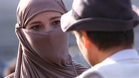 Quebec Passes North Americas First Burqa Ban