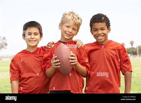 Young Boys In American Football Team Stock Photo Alamy
