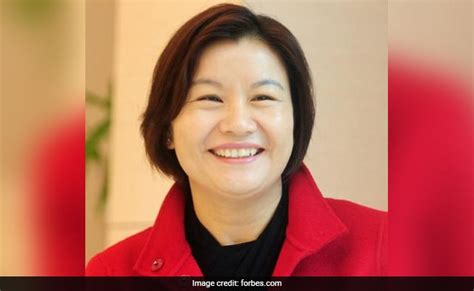 China S Richest Woman Supplier To Apple And Tesla Loses Of Wealth