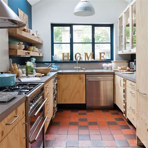 Stunning Square Small Kitchens For Your New Tiny Apartment