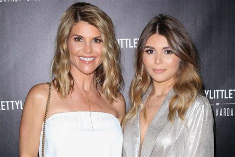 lori loughlin s daughter olivia jade breaks silence on college admissions scandal