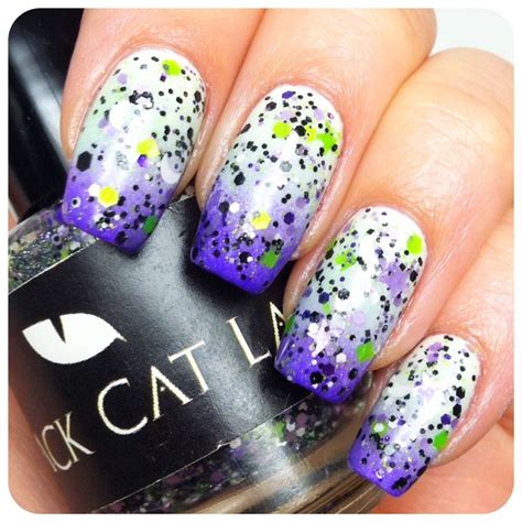 Cats' nails often get dirt, dust, debris, hair, fur, and quite a lot of other things stuck in them. Black Cat Lacquer - "Happy Haunts" | Fabulous nails, Toe ...