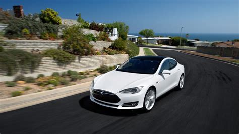 Tesla Autopilot Semi Autonomous System Is Testing Motrolix