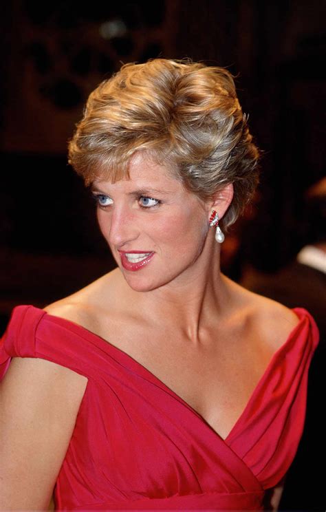The Reason Princess Diana Cut Her Hair Short | PEOPLE.com