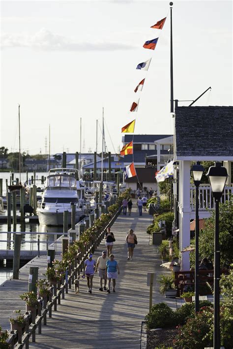 Pin By Crystal Coastnc On Beaufort Nc Beach Town Places To Go