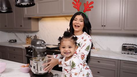 Kylie Jenner And Stormi Bake Cookies For Santa In Youtube Video