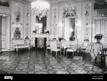 Ball Room of the Raczy%%C5%%84ski Palace in Warsaw Stock Photo - Alamy