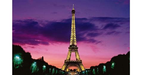 Hoy Celebra La Torre Eiffel 300 Millones De Visitas National