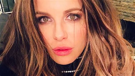 Kate Beckinsale Mesmerizes Fans By Working Her Hips While Riding Santa