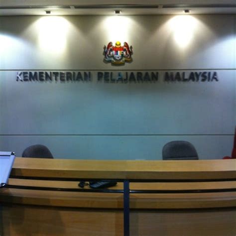 Vorstellungsgespräch absolviert im feb 2015 bei kementerian pelajaran malaysia (johor. Kementerian Pendidikan Malaysia (KPM) - 47 tips from 5809 ...