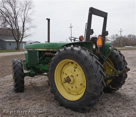 1981 John Deere 2940 Mfwd Tractor In Lawrence Ks Item De3308 Sold
