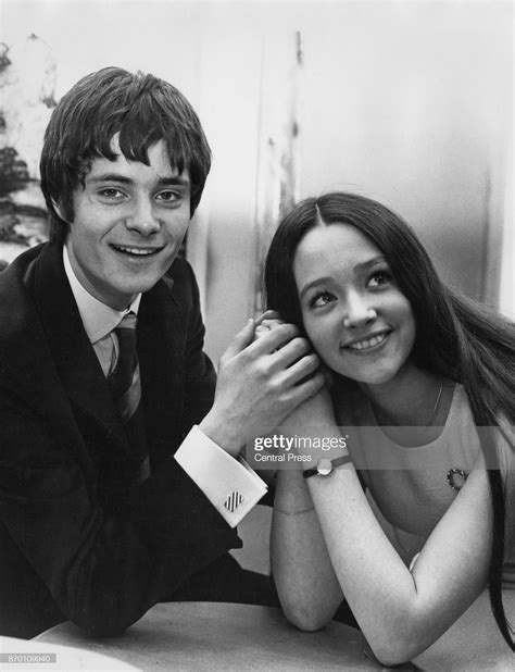 English Actress Olivia Hussey With Actor Leonard Whiting At A Press Olivia Hussey Romeo