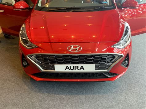 Hyundai Launches Aura Compact Sedan In India For Inr 579 Lakh