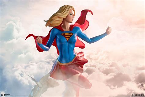 Sideshow Collectibles Supergirl Premium Format Figure Dc