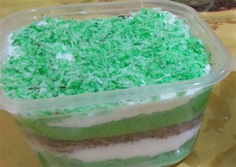 Resep Klepon Cake Dessert Box Oleh Riachan Cookpad