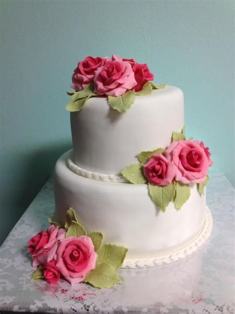 Pink Roses — Birthday Cakes Rosé Birthday Cake Fun Cake Decorating