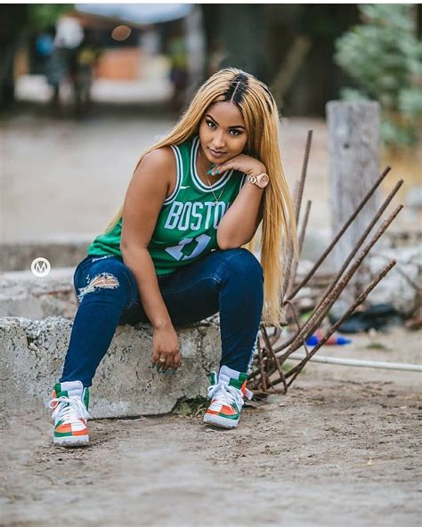 8592 Likes 81 Comments 🎀shenseea🎀 Shenseea On Instagram The