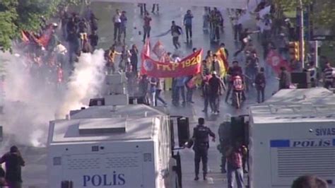 Turkish Police Fire Tear Gas In Clashes With Labor Day Protesters Cnn
