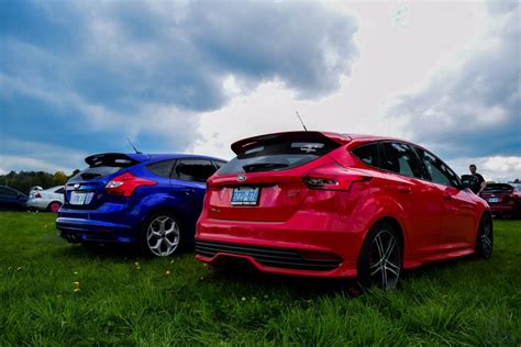 Gas mileage, engine, performance, warranty, equipment and more. Ford Focus Ontario Car Club 2017 Season Opener Meet