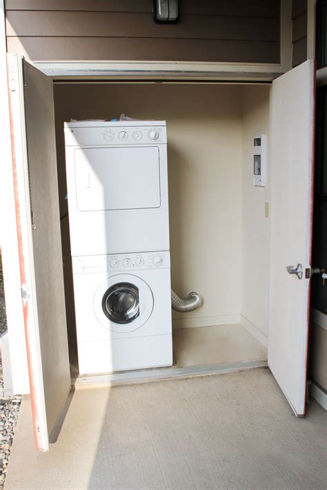 Here are some incredible small laundry room ideas and designs that pack on efficiency without the need for so much space. outdoor laundry room - Google Search | Outdoor laundry ...