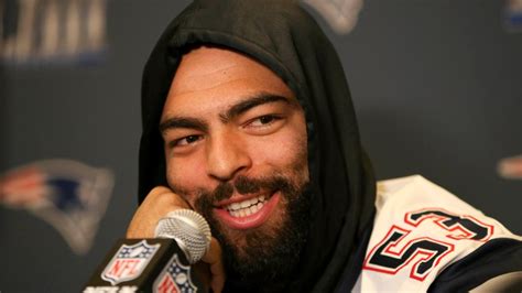 Kyle Van Noy Provides Commentary On Twitter For Patriots Game