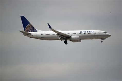 Nfl Player Sues United Airlines Claims He Was Sexually Assaulted On Newark Bound Flight