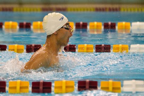 Dmps Swimmers Qualify For State In Six Events Des Moines Public Schools