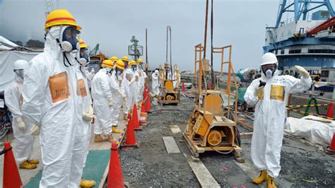 Contaminated Mist Workers At Fukushima ‘sprayed With Radioactive