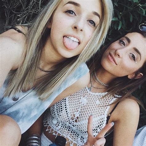 Jennxpenn Cute Pictures 50 Pics Sexy Youtubers.