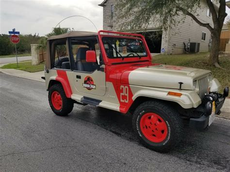 1993 Jeep Wrangler Sahara Jurassic Park Jeep Standard 135000 Miles