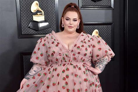 Tess Holliday Says Her Weight Fluctuates But She Maintains Joy