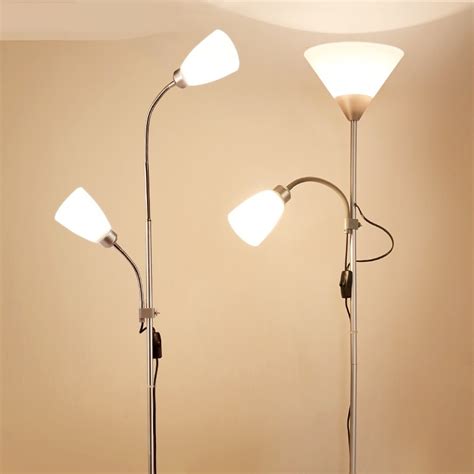 How to use lamps in the home? The Nordic modern minimalist LED Floor Lamps bedroom ...