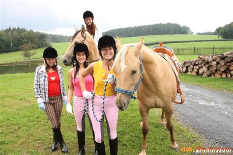 Hot Teen Lesbians Outdoor With Horses Erotic Blog