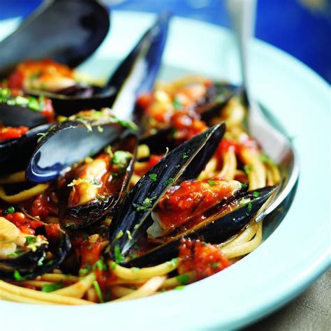 Italian Mussels And Pasta Recipe Eatingwell