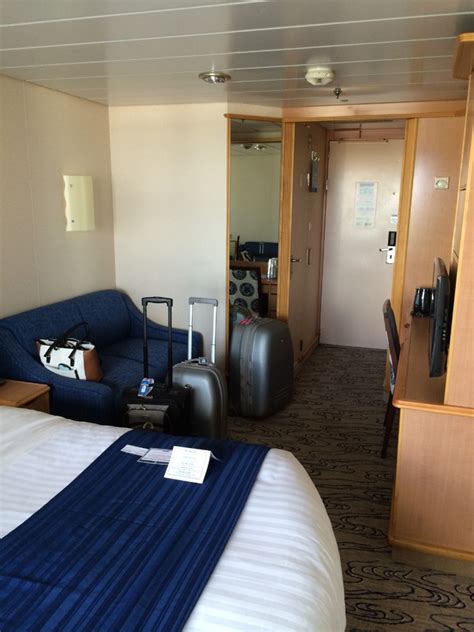 View details of voyager of the seas stateroom 6314. Balcony Cabin 8582 on Voyager of the Seas, Category E1
