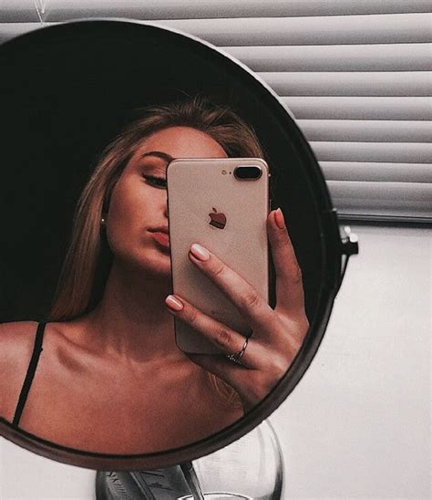 Id Es Instagram Selfie Esth Tique En Aesthetic Graphy Pastel Mirror Selfie Poses