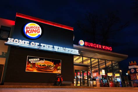 Burger King Tops Mcdonalds As Fastest Drive Thru Chain In America