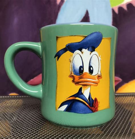 Disney Donald Duck Diner Style Coffee Mug Cup Green Outside Yellow