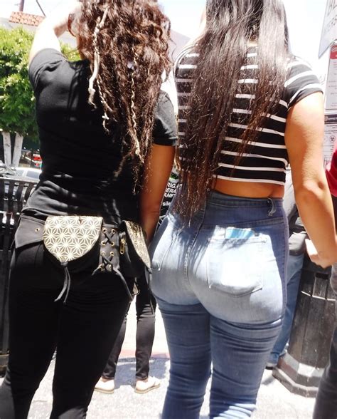 Hermosa Chica Mexicana Nalgona Usando Jeans Apretados Mujeres Bellas En La Calle