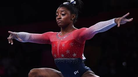 simone biles wins record 21st career medal at gymnastics worlds leading u s women to team