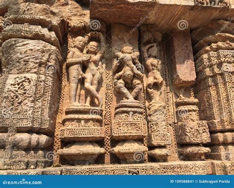 Erotic Poses Carved On The Walls Of Sun Temple Konark Stock Image